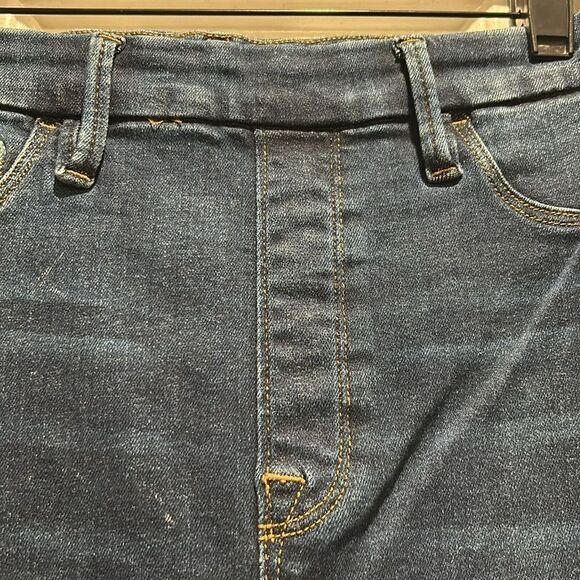 Good American Jeans, Size 3 (Large) - Picture 4 of 9
